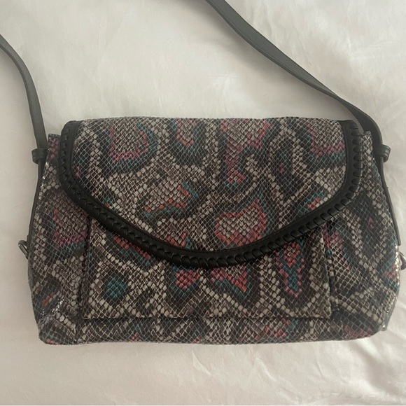 Aimee Kestenberg Small Leather Crossbody Purse - Picture 4 of 9